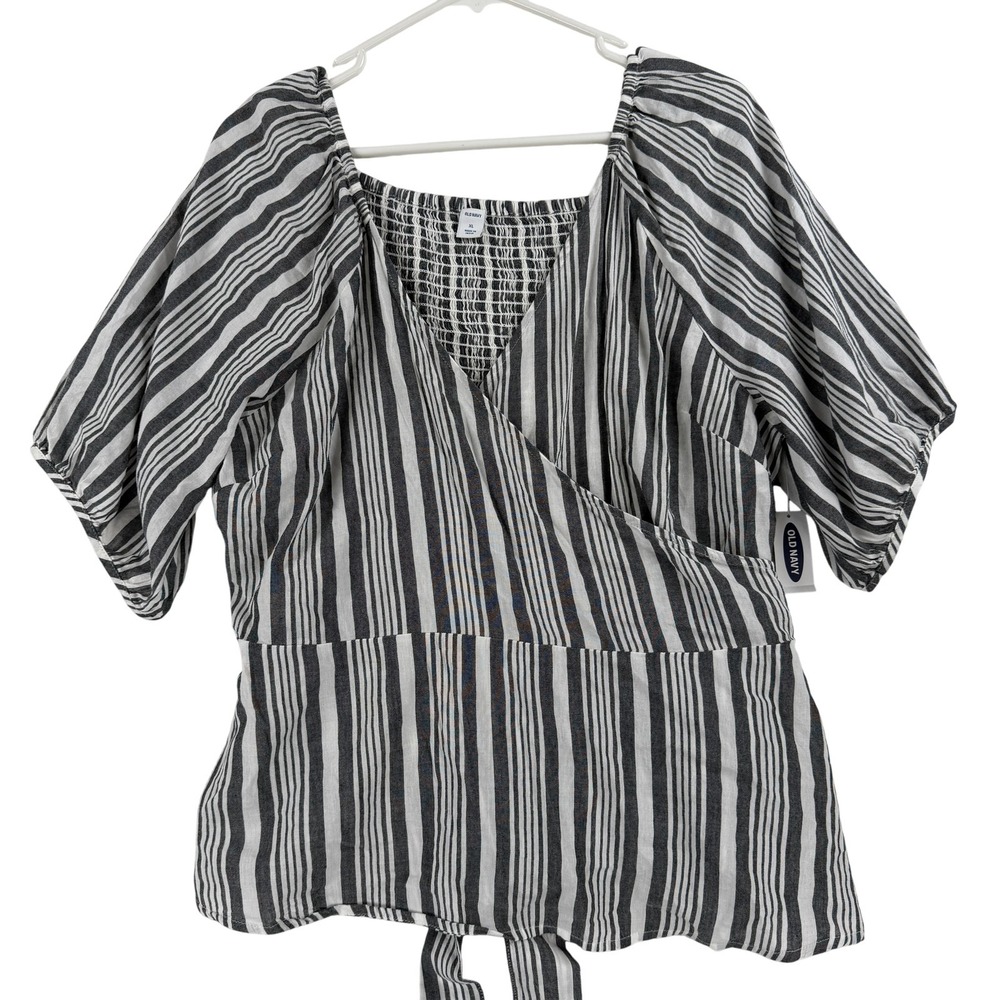 Old‎ Navy Blouse Womens XL Black White Striped Wrap Smocked Short Sleeve Top NWT